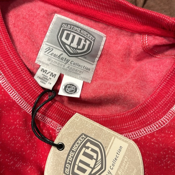 Old Time NWT Hockey NHL red sweatshirt Size M - Picture 9 of 10